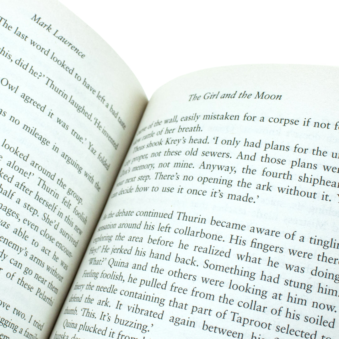 The Girl and the Moon: Final Book in the stellar new series from bestselling fantasy author of PRINCE OF THORNS and RED SISTER: Book 3 (Book of the Ice)