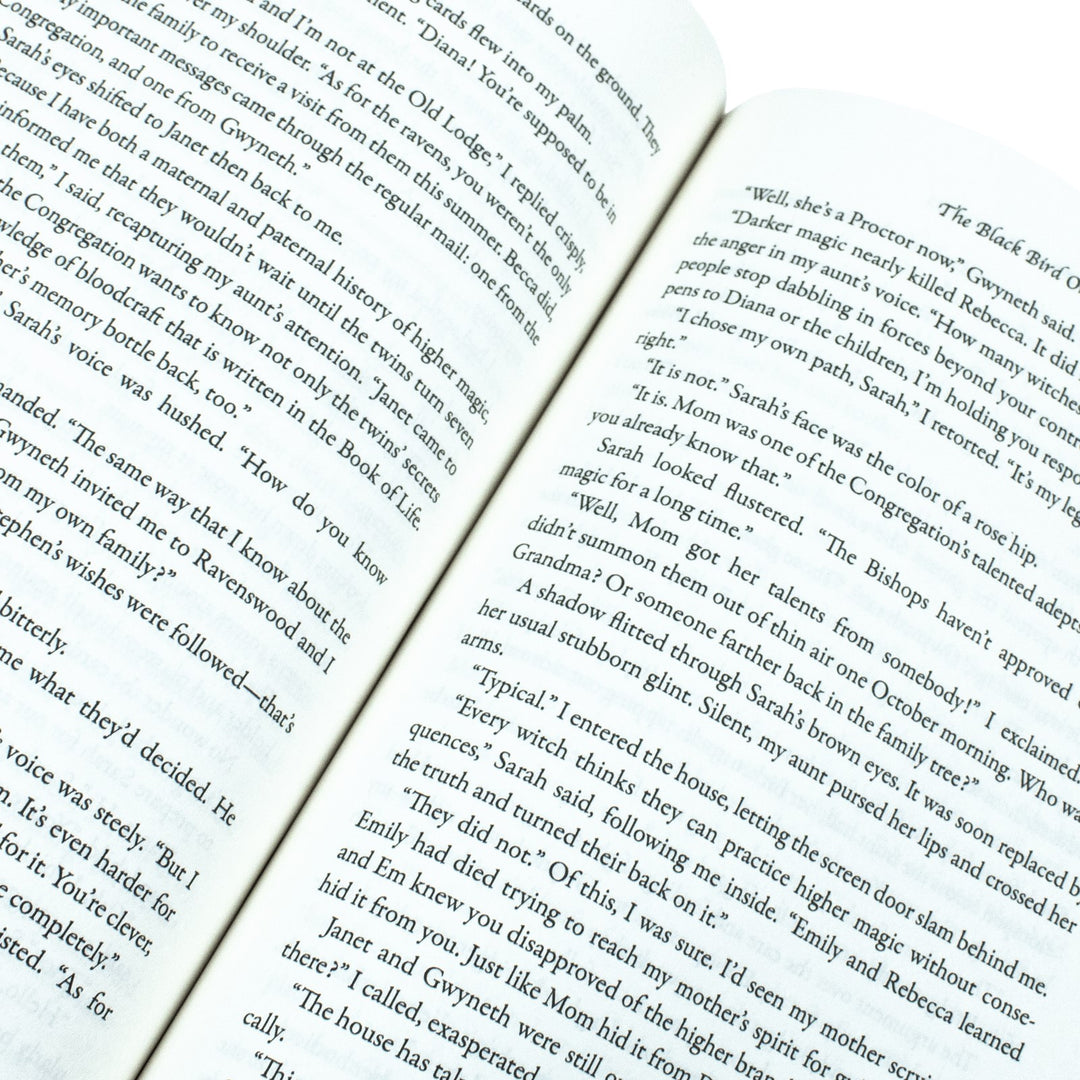 The Black Bird Oracle: The exhilarating new All Souls novel featuring Diana Bishop and Matthew Clairmont