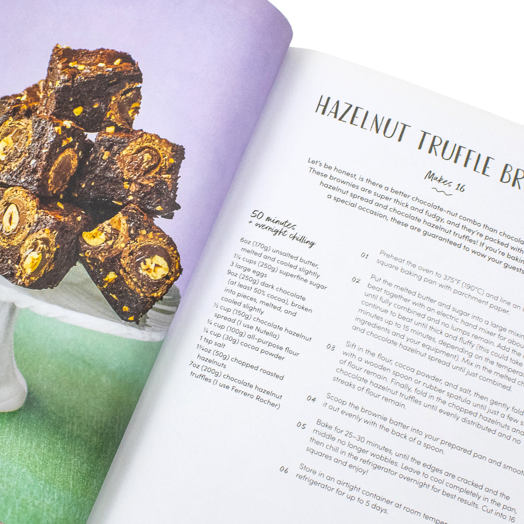 Fitwaffle's Baked In One: 100 one-tin cakes, bakes and desserts from the social media sensation - THE SUNDAY TIMES BESTSELLER