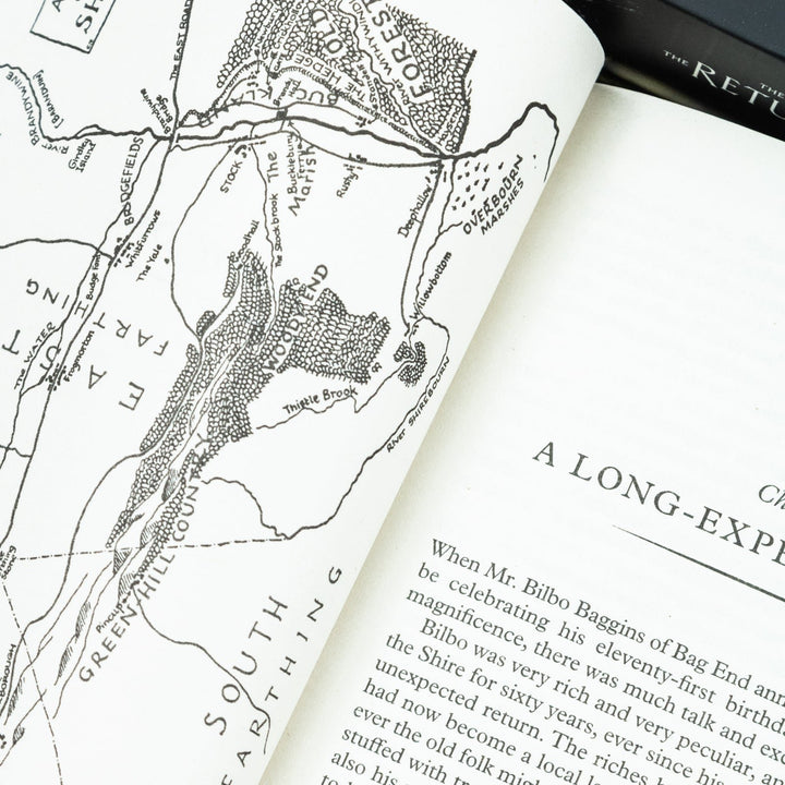 The Lord of the Rings Trilogy 3-Book Set by J.R.R. Tolkien | Epic Fantasy Adventure in Middle-Earth – Magic, Quests, Heroism & Classic Storytelling