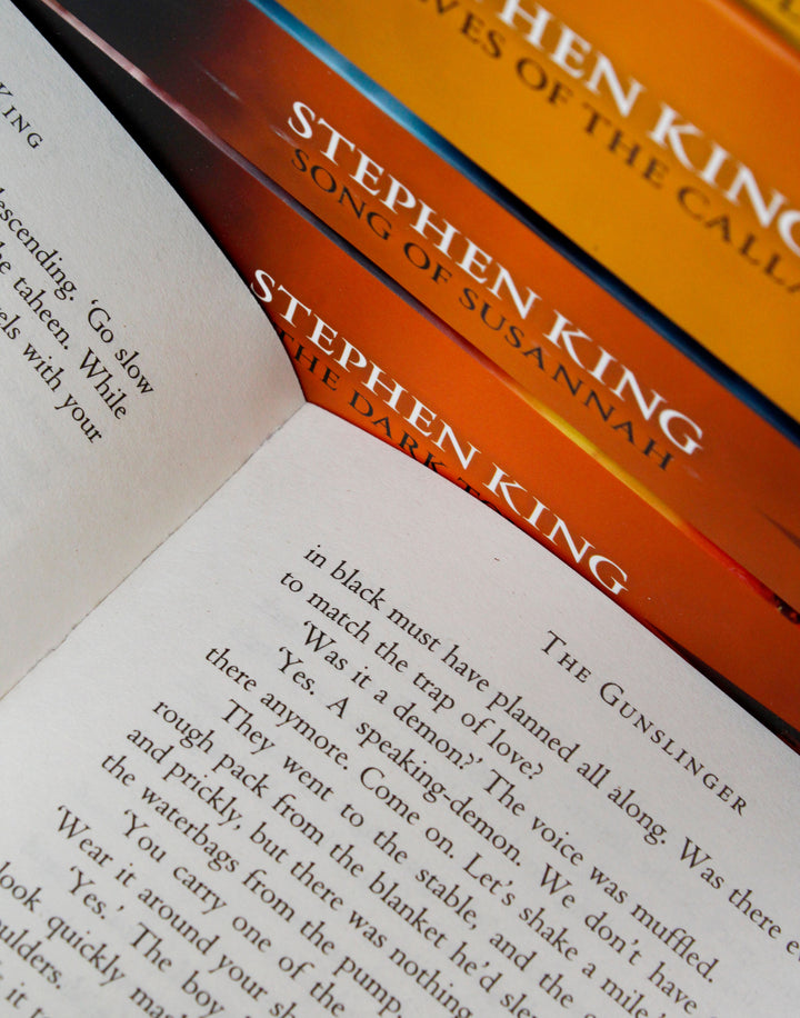 Stephen King Dark Tower Collection 8 Books Box Set (1 to 8) - Gunslinger, Horror, Fantasy, Adventure, Thriller, Supernatural Fiction, Best Seller