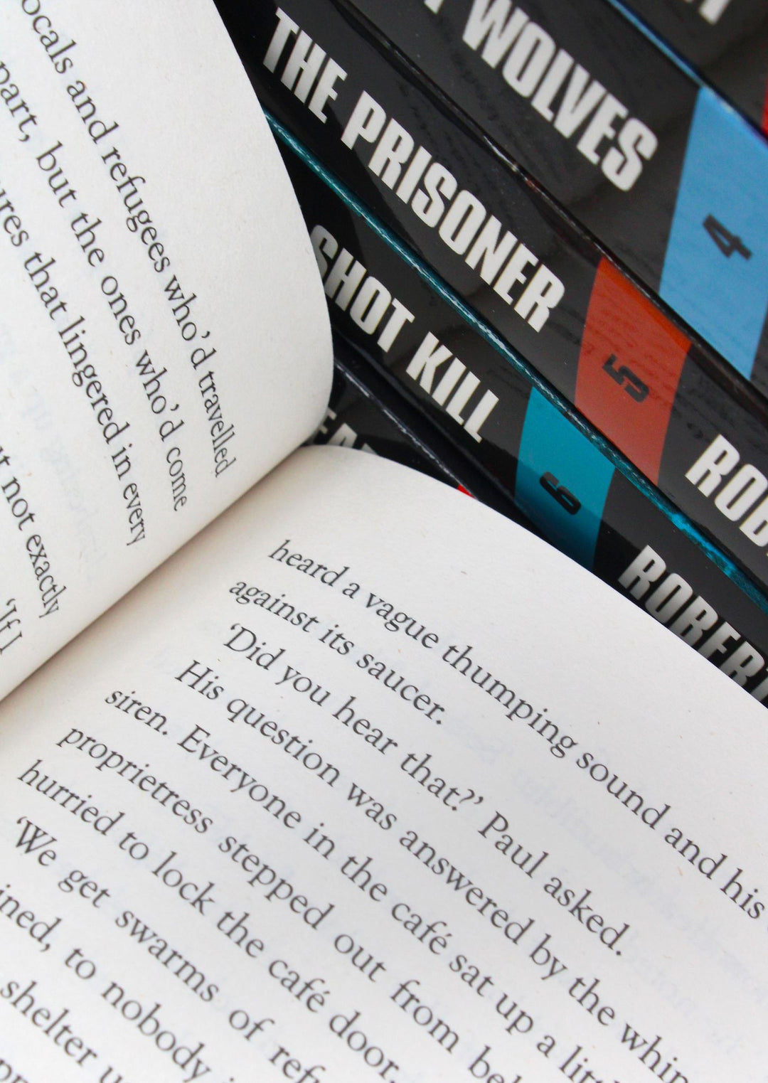 Henderson’s Boys 7 Book Box Set by Robert Muchamore| Children's & YA Adventure Fiction, Historical Stories, Popular Series & Gift Collection