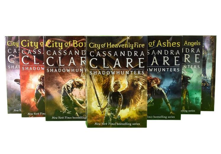 Cassandra Clare Mortal Instruments 7-Book Shadowhunters Paperback Set – Bestselling YA Urban Fantasy Adventure, Magic, Demons, Witches & Mystery