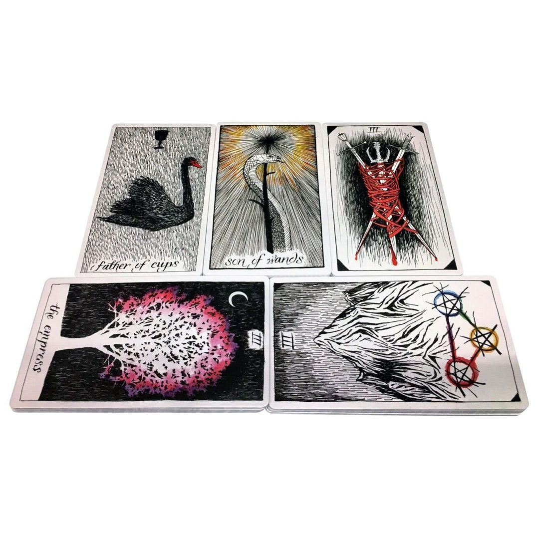 The Wild Unknown Tarot Deck and Guidebook (Official Keepsake Box Set) Mind Body